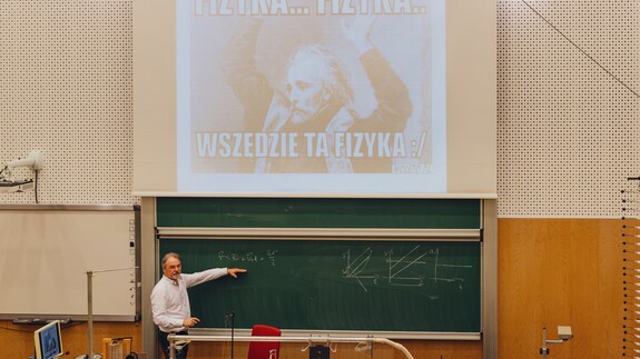 &bdquo;Studiuj z UwB&rdquo;