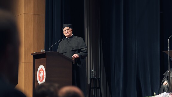 Uroczystość nadania tytułu doktora honoris causa Uniwersytetu w Białymstoku Robertowi I. Frostowi