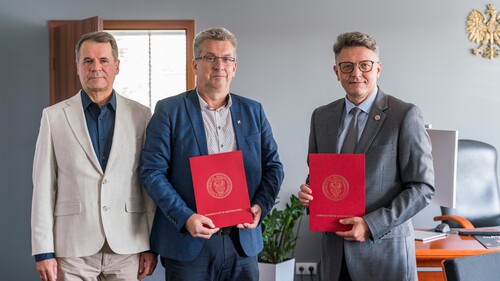 dr hab. Krzysztof Arcimowicz, prof. UwB, Jerzy Nowik, prof. Mariusz Popławski