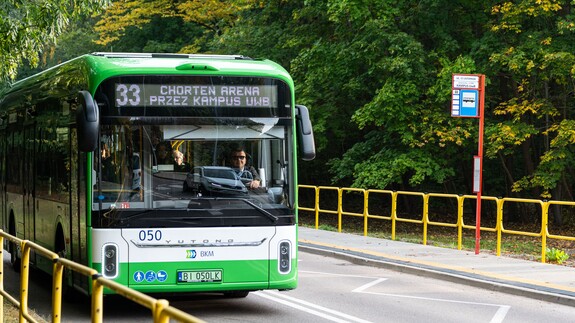 Autobus linia 33