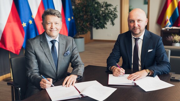 prof. Mariusz Popławski i Łukasz Prokorym