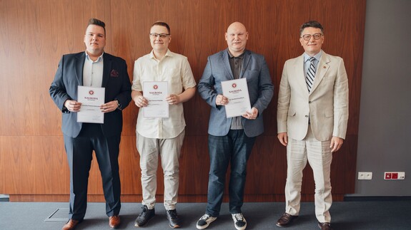 Michał P. Stokowski, Artem Velychko, Dawid Kowalik i prof. Mariusz Popławski