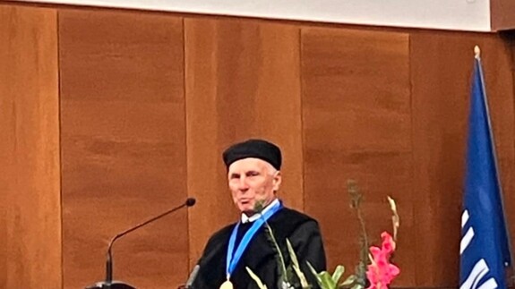 prof. Leonard Etel