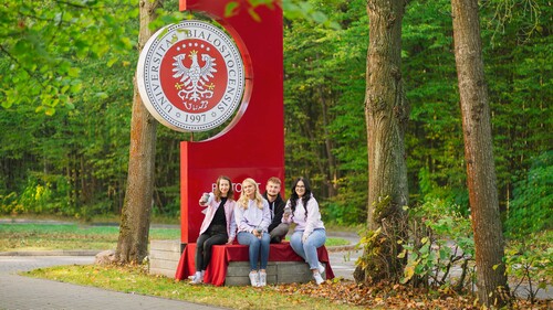 studenci UwB