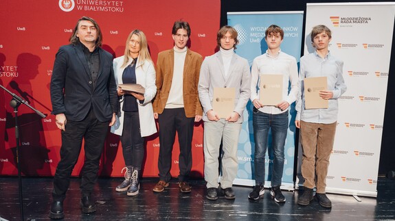 konkurs debat oksfordzkich w kampusie UwB