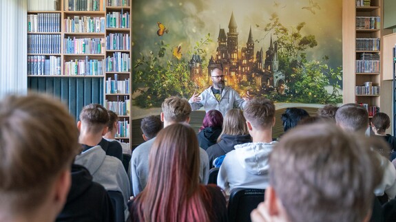 &bdquo;Studiuj z UwB&rdquo;
