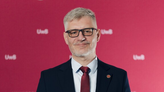 dr hab. Krzysztof Korotkich, prof. UwB 