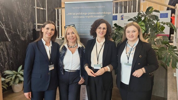 Katedra Prawa Własności Intelektualnej Wydziału Prawa UwB, kierowana przez prof. dr hab. Joannę Sieńczyło‑Chlabicz, zorganizowała Ogólnopolską Konferencję Naukową pt. „100 lat polskiego prawa autorskiego - wyzwania współczesności”. Okazją ku temu była setna rocznica uchwalenia przez Sejm RP 29 marca 1926 r. pierwszej polskiej ustawy o prawie autorskim.