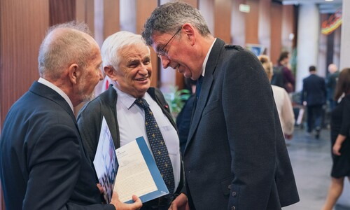 Uroczystość nadania tytułu doktora honoris causa Uniwersytetu w Białymstoku Robertowi I. Frostowi