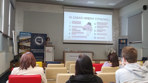 Konferencja SPNJO UwB i Miejskiego Ośrodka Doradztwa Metodycznego w Białymstoku Białostockiego Centrum Edukacji