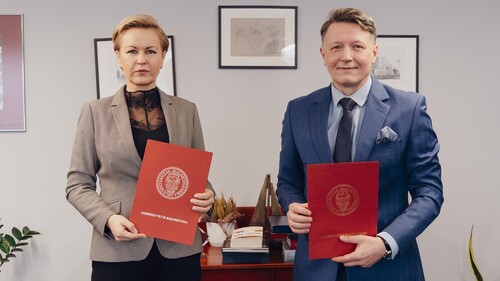 dr Ewelina Wojtera-Stasiorowska oraz prof. Mariusz Popławski