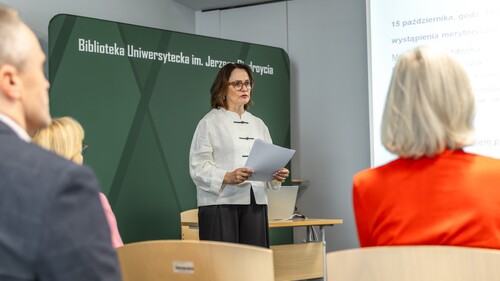 Historia zapisana w fotografiach. Na UwB trwa konferencja „Dziedzictwo narodowe w dokumentach Paszkowskiego. Stan wiedzy i praktyki”