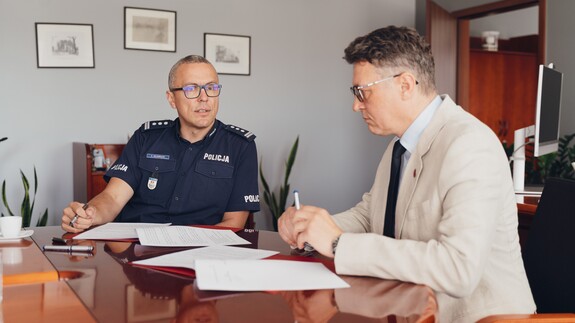 insp. Łukasz Głowacki i prof. Mariusz Popławski