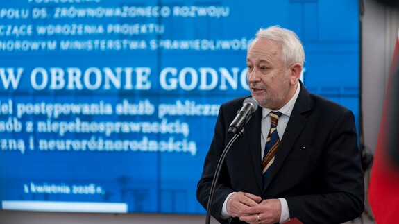 prof. dr hab. dr h.c. Marek Konopczyński 