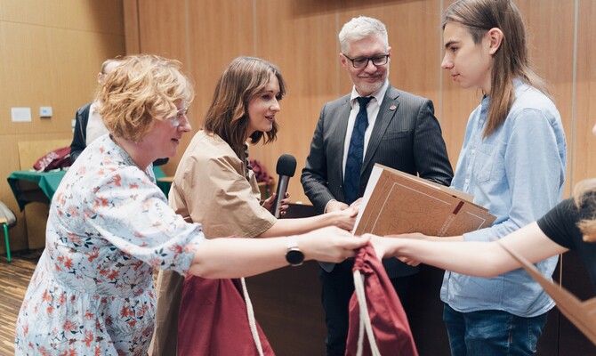 Trwa rekrutacja do III edycji programu tutorskiego „Uczeń jako badacz, naukowiec i odkrywca”