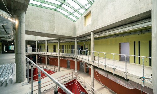 gmach uniwersyteckiej humanistyki