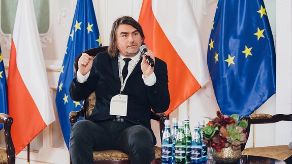 dr hab. Adam Bartnicki, prof. UwB