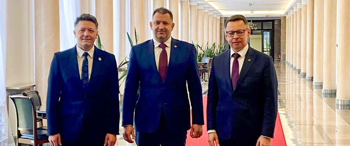 prof. Mariusz Popławski, Marcin Łoboda oraz prof. Bernard Mendlik