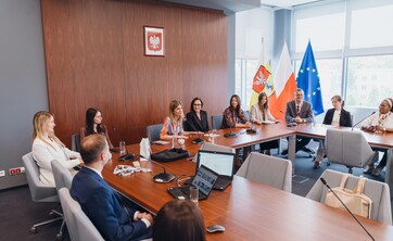 3.International Staff Week