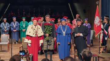 Professor Robert Ian Frost received an honorary doctorate from the University of Bialystok
