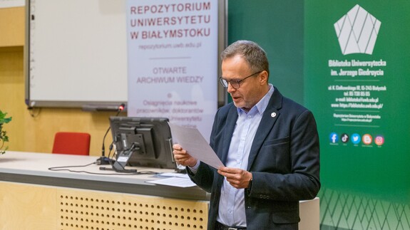 prof. UwB Marek Kochanowski