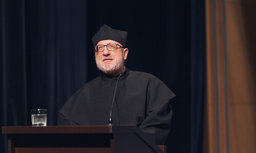 Uroczystość nadania tytułu doktora honoris causa Uniwersytetu w Białymstoku Robertowi I. Frostowi