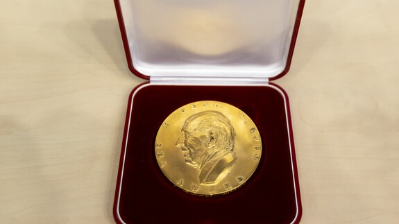 medal