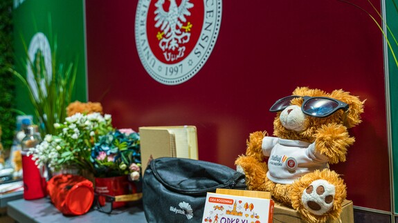 stoisko targowe trzech uczelni