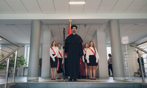 Uroczystość nadania tytułu doktora honoris causa Uniwersytetu w Białymstoku Robertowi I. Frostowi