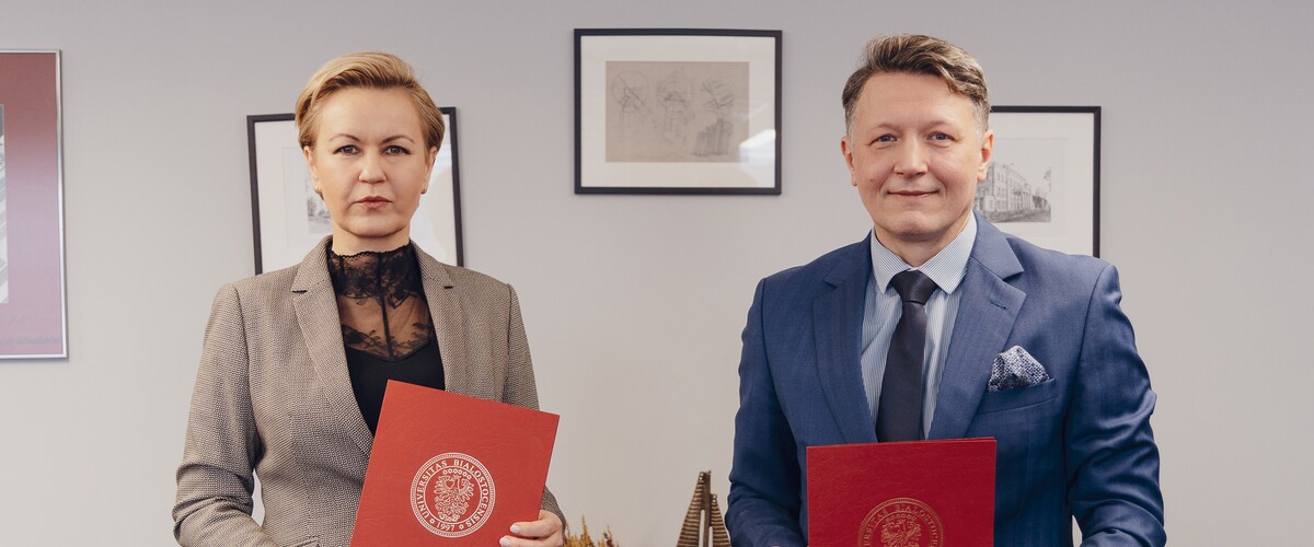 dr Ewelina Wojtera-Stasiorowska oraz prof. Mariusz Popławski