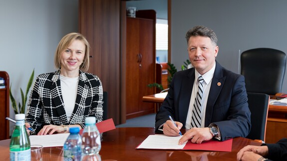 dr Martyna Faustyna Zaniewska, prof. Mariusz Popławski