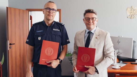 insp. Łukasz Głowacki i prof. Mariusz Popławski