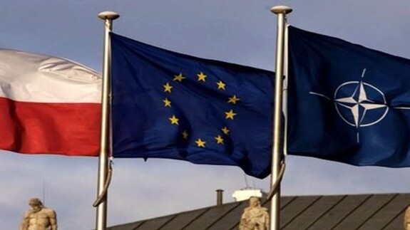 "Polityka zagraniczna i bezpieczeństwa Polski po akcesji do NATO i Unii Europejskiej"