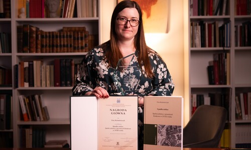Dr Ewa Kaźmierczyk 