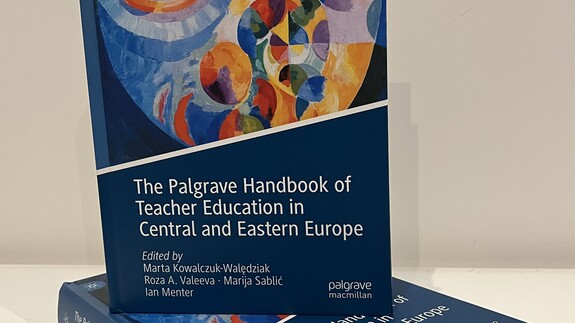 Podręcznik “The Palgrave Handbook of Teacher Education in Central and Eastern Europe”