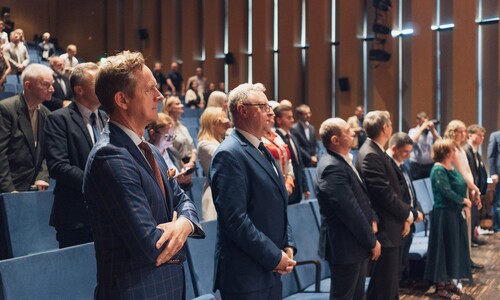 Uroczystość nadania tytułu doktora honoris causa Uniwersytetu w Białymstoku Robertowi I. Frostowi