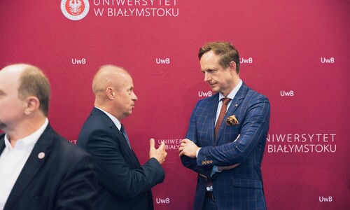 Uroczystość nadania tytułu doktora honoris causa Uniwersytetu w Białymstoku Robertowi I. Frostowi