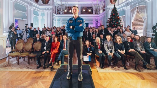 dr Sławosz Uznański-Wiśniewski