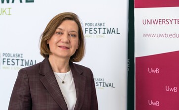 prof. Izabela Święcicka