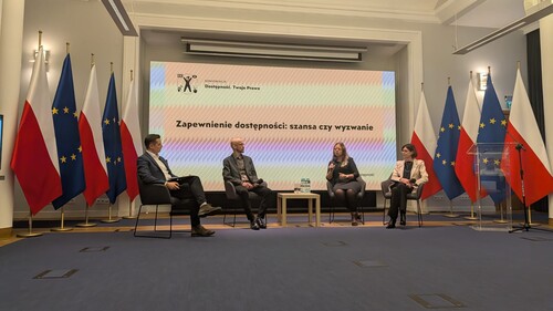 uczestnicy panelu